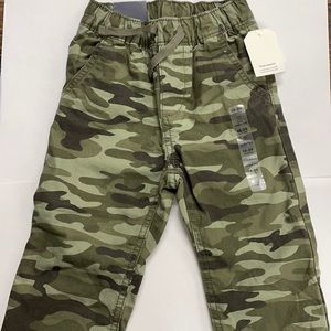 Baby GAP camo pants 18-24 months